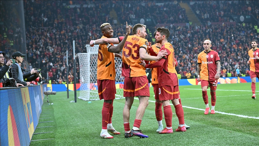 Galatasaray, Hollanda’da ilk galibiyetini arayacak