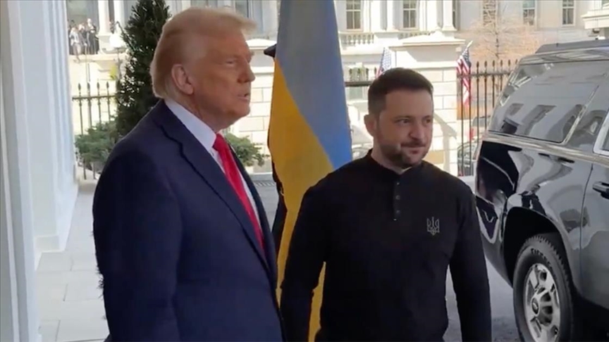 Trump ile Zelenskiy, Oval Ofis’te kameralar önünde tartıştı